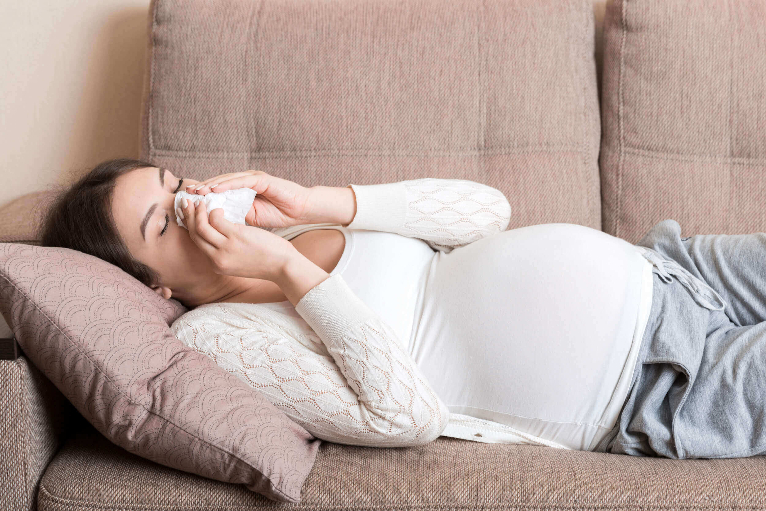 Lavados nasales: un complemento eficaz al tratamiento farmacológico de la  sinusitis - Rinastel